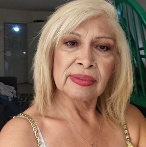 Meet your Posher, Sandra